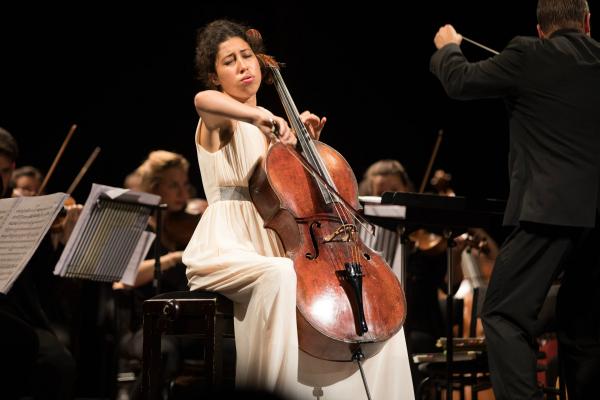 Celliste Ella van Poucke winnaar GrachtenfestivalPrijs 2017